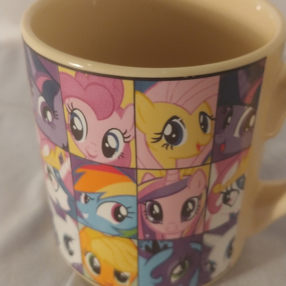 My little pony tea mug. - Picture 4 of 5